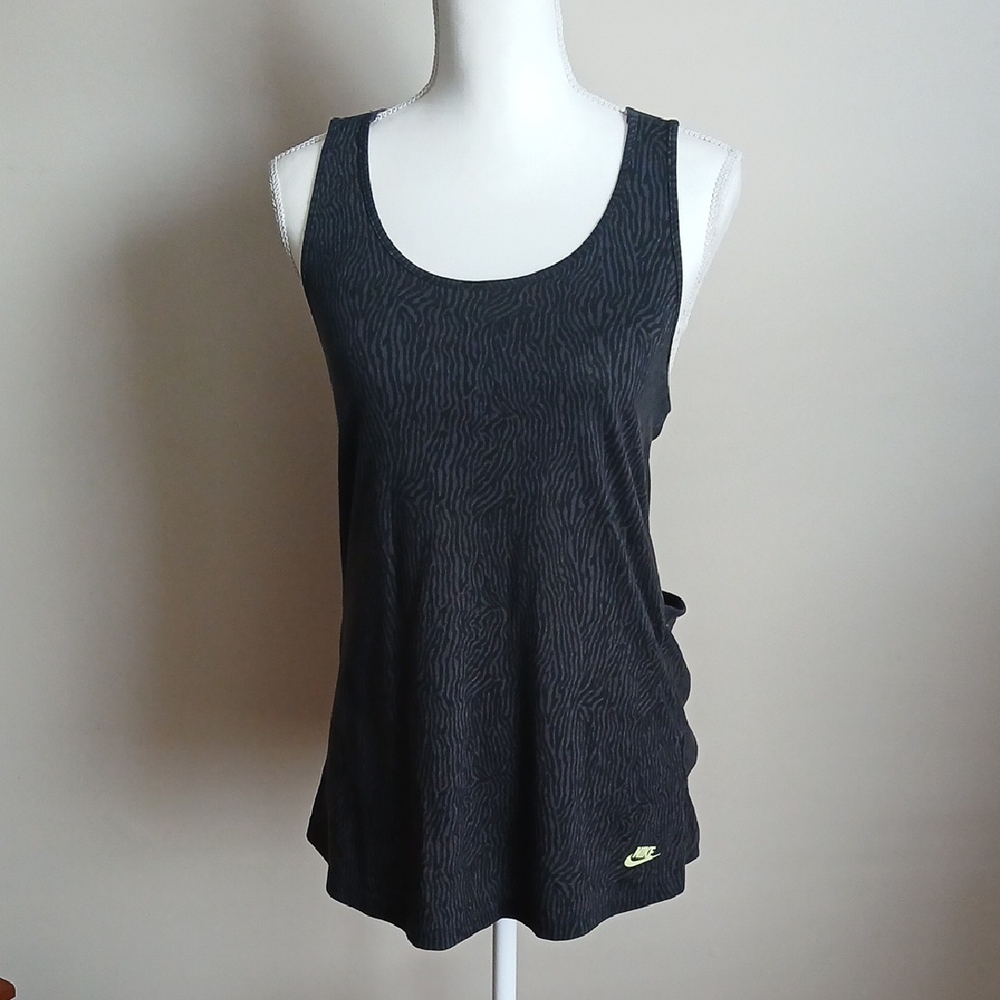 Nike Black/Gray Sleeveless Relaxed Tank Top